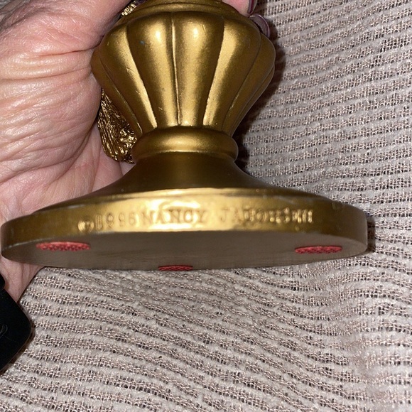 Golden Tassel Candlestick Holder: 1995 Nancy Jacobsen CHRISTMAS AROUND THE WORLD - Picture 6 of 6